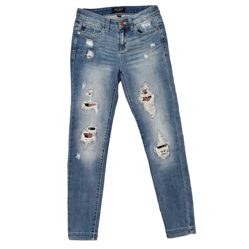 Judy Blue 82109 Janette Camo Sz 3/26 (Meas 26x28 8 Low Rise) Destroyed Jeans A17